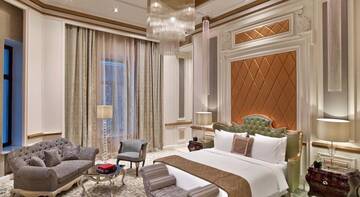 Президентский люкс в Гостинице The St. Regis Moscow Nikolskaya